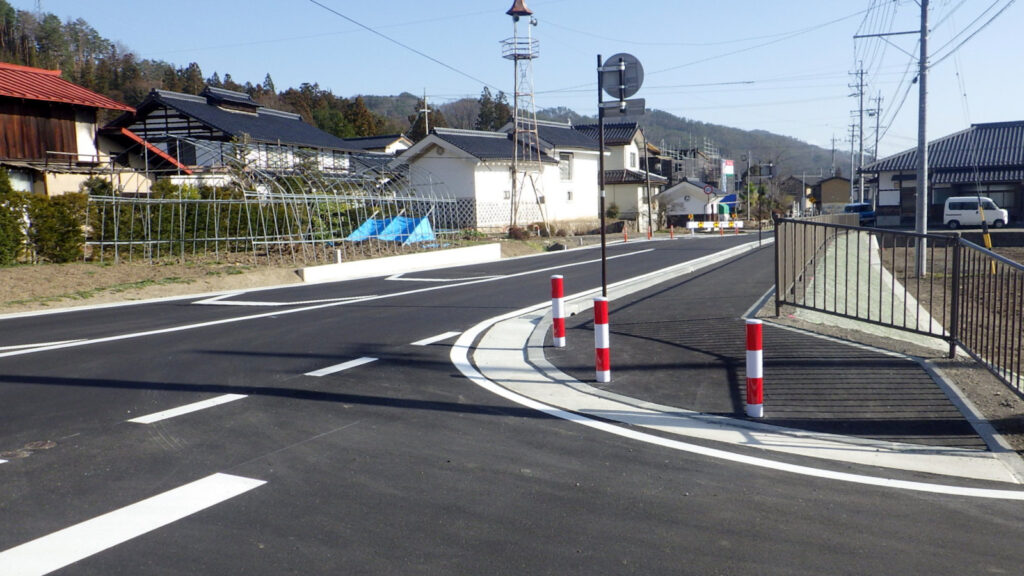 竣工した相道寺地区道路拡幅工事